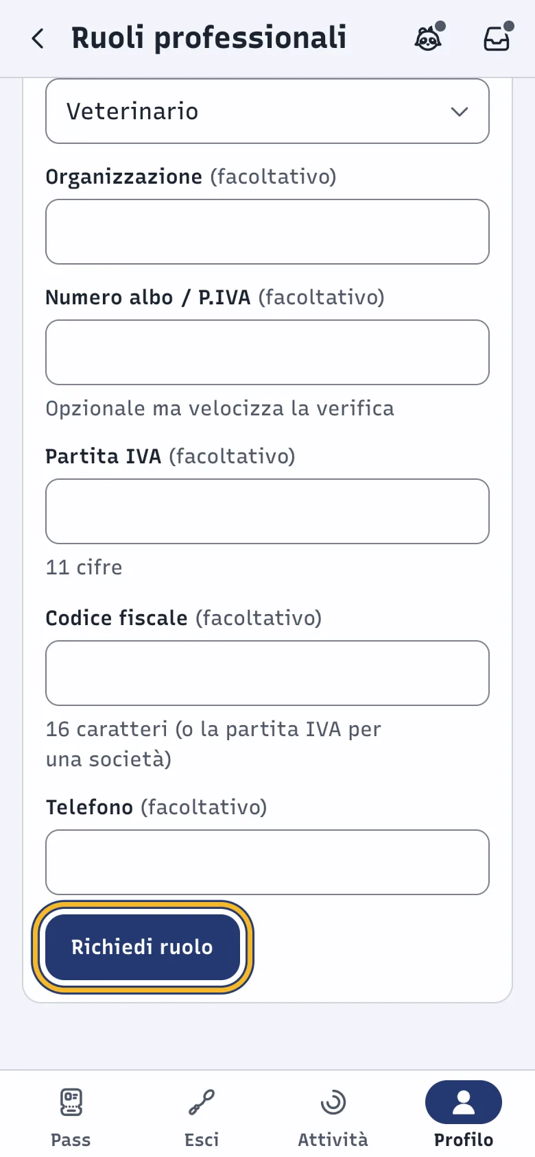 Pagina Ruoli professionali di DoctorBau con Veterinario selezionato; evidenziato il pulsante «Richiedi ruolo».